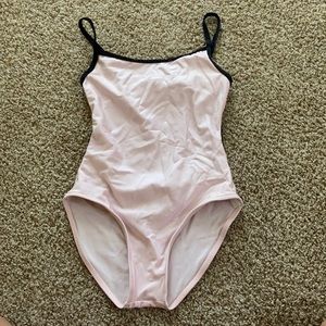 Yumiko Leo, light pink with black velvet trim